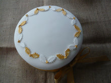 Load image into Gallery viewer, GIFT VOUCHER - Christmas Cake Decorating Masterclass – Oxfordshire OX1
