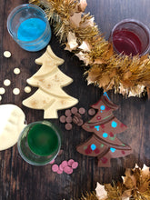Load image into Gallery viewer, CHRISTMAS TREE Chocolate Plaque (INCLUDING VEGAN OPTIONS)
